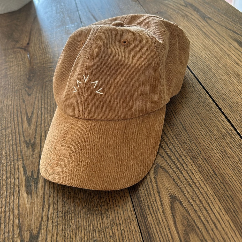 NWOT Varley Corduroy hat
